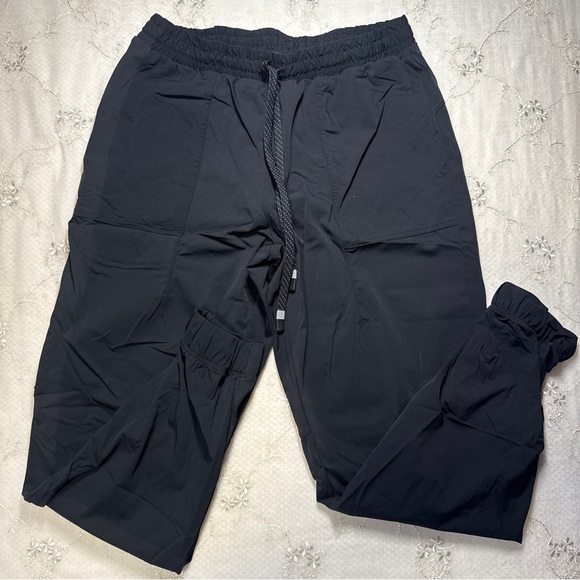 Fabletics Black Athletic Joggers – Size Small - Picture 2 of 3